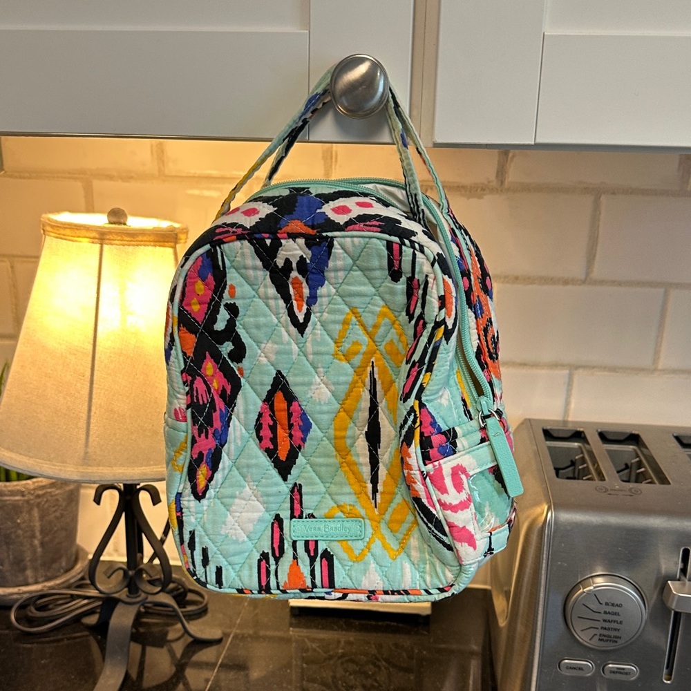 Vera Bradley Colorful Quilted lunch Bag